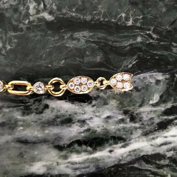Tabbah Diamond 18K Gold Station Parisian Bracelet - Picture 5 of 13